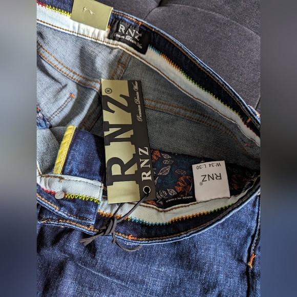 💙 RNZ 💙 Men's Dark Jeans - Straight, Relaxed Fit (have multiple sizes) - Picture 6 of 6